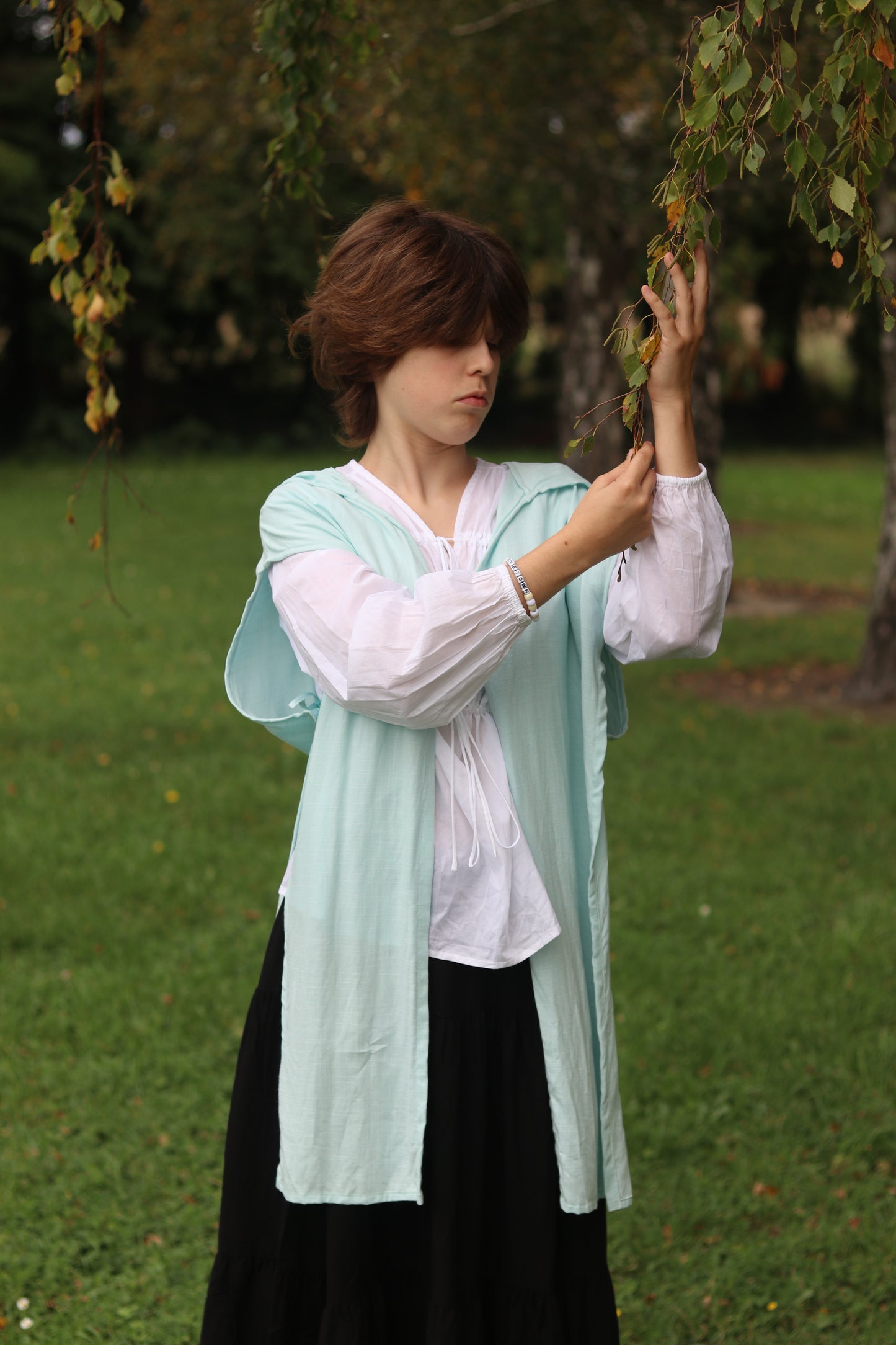 Lorewoven Open Vest Cloak - Mist Blue