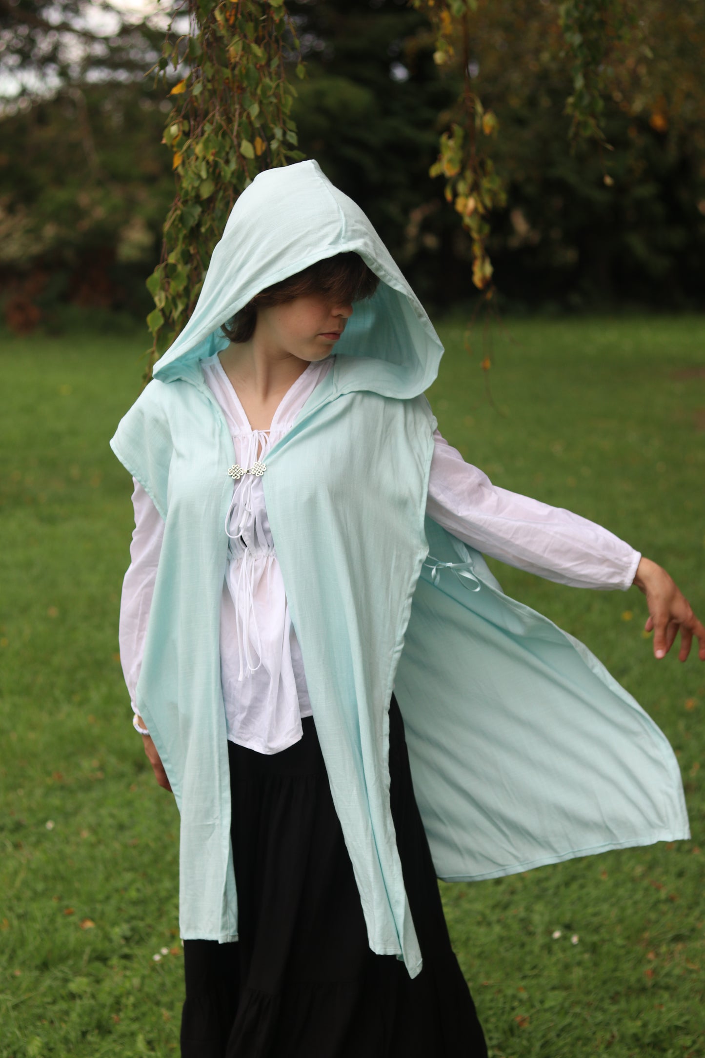 Lorewoven Open Vest Cloak - Mist Blue